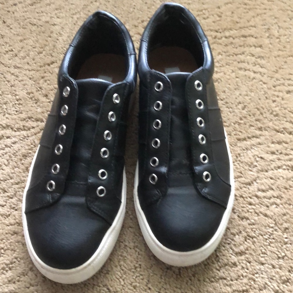 Steve Madden Slip-Ons